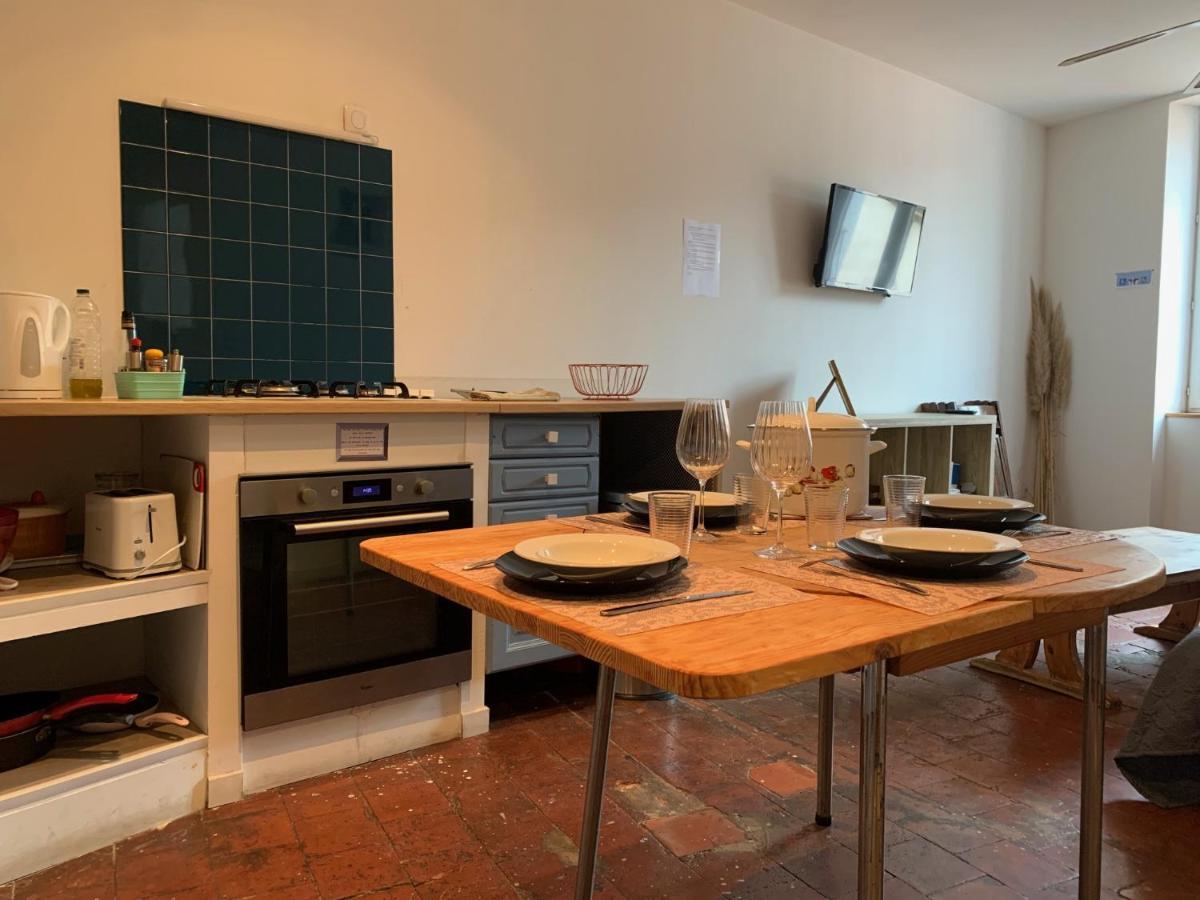 Appartement La Tomette - Le Charme De L'Authentique à Maury Extérieur photo